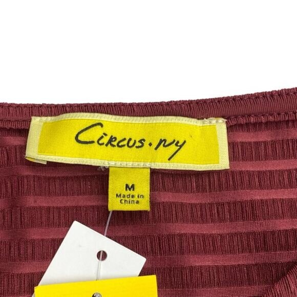 NWT CIRCUS NY Kelsie Cutout Top Sz Medium Maroon - Picture 4 of 6